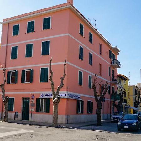 Lighthouse Ladispoli Al Mare Apartamento Exterior foto